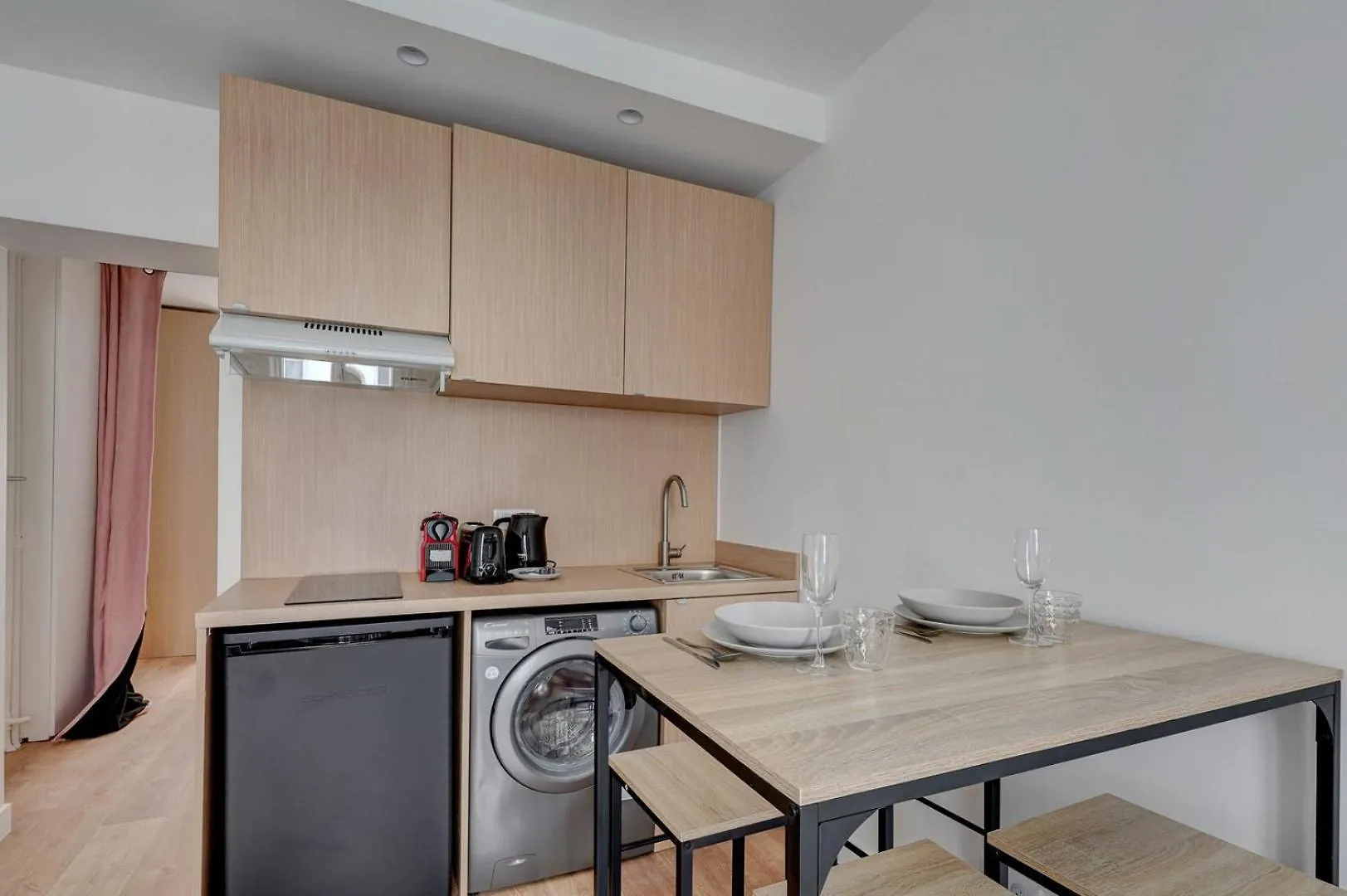 Bluestay 850 - Superb Apartment Paris France